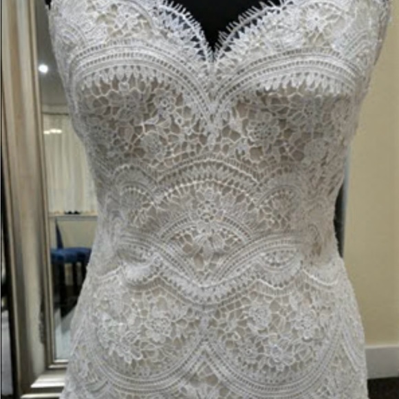 New WToo Wedding Gown Sz. 8 - Picture 9 of 9